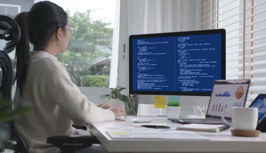 东川区企业数字化解决方案:机器学习赋能商业模式升级的核心路径